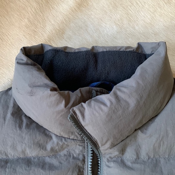 Mens GAP Brand NEW Gray Luxury DOWN Alternative Winter Puffer VEST - Picture 7 of 15